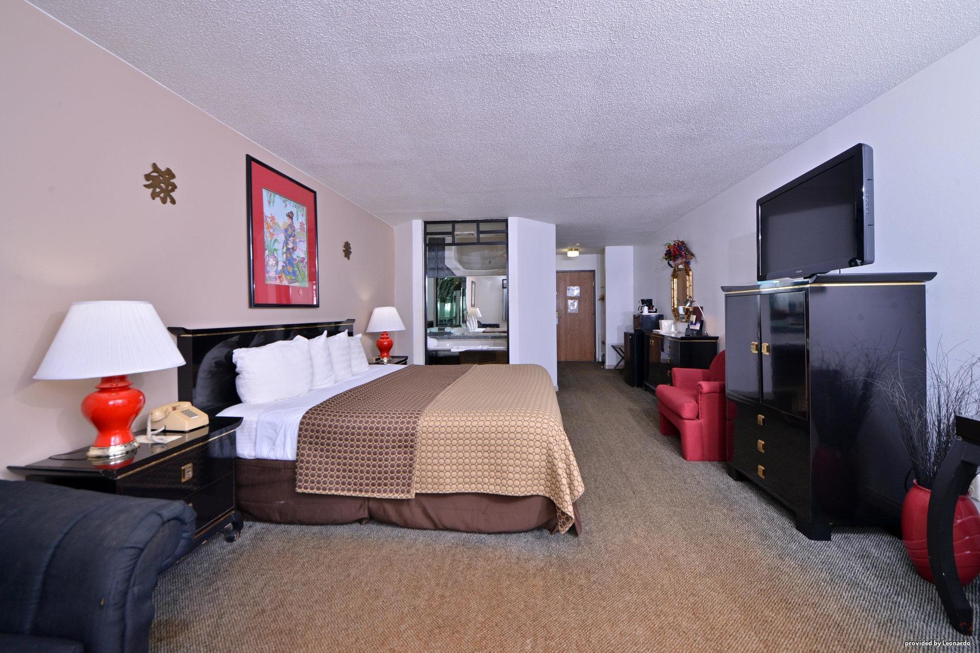Quality Inn & Suites Prairie du Chien Exterior photo